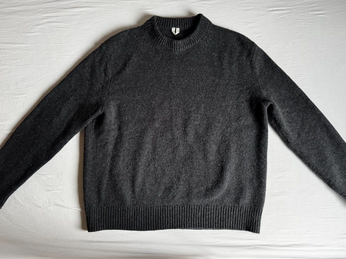 Arket Maglioni & Felpe: Arket Pullover aus schwerem Wollstrick , Anthrazitgrau – Usato da Vilters venduto da Sidsel_M