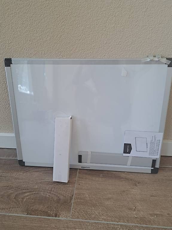 Wandtafeln: Whiteboard originalverpackt  – Gebraucht aus Luzern von Neela288