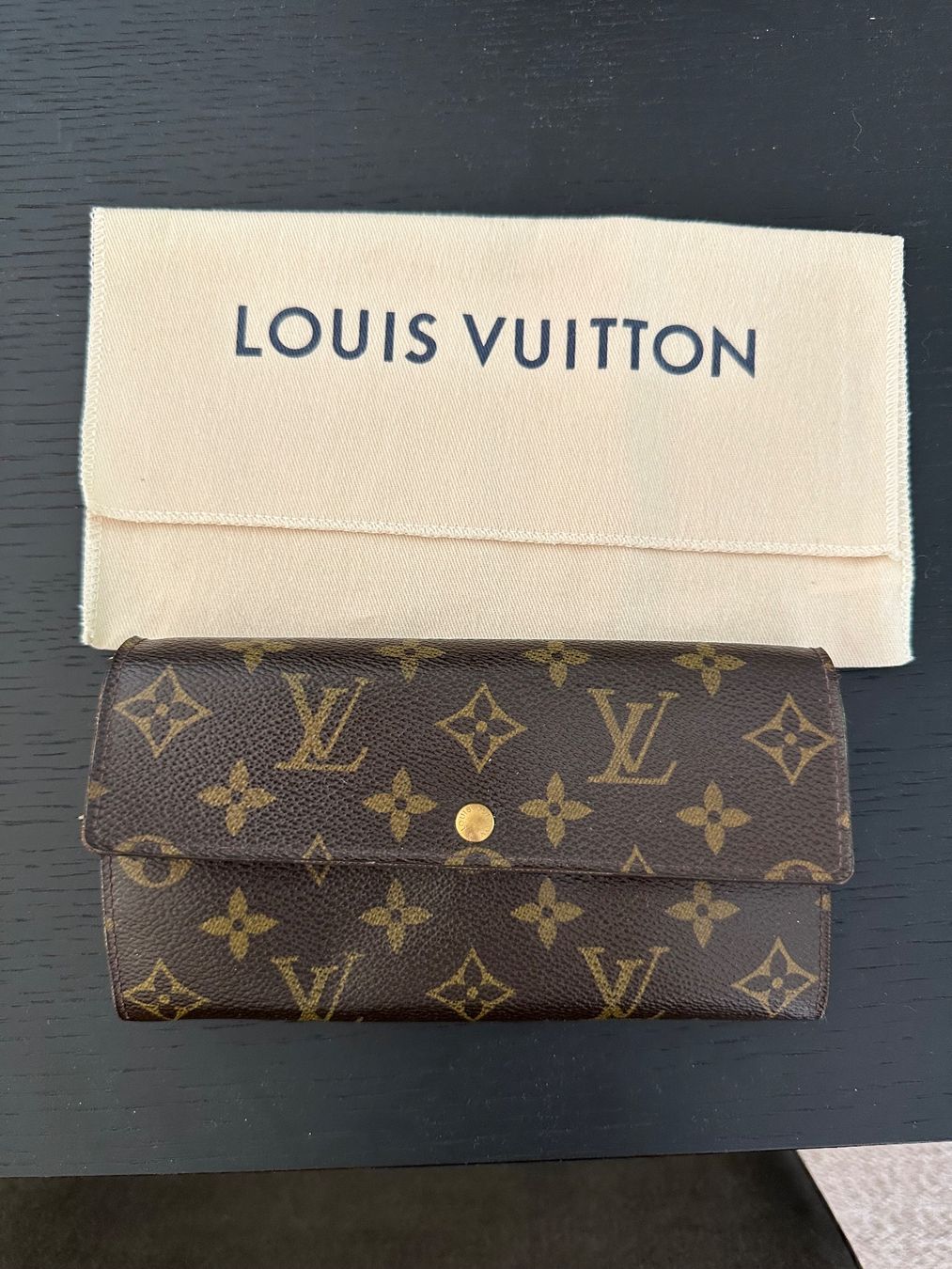 Louis Vuitton Portamonete: Louis Vuitton Wallet – Nuovo (secondo la descrizione) da Herrliberg venduto da bar_xt7h