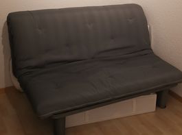 Bequeme Couch und Schlafsofa in Anthrazit