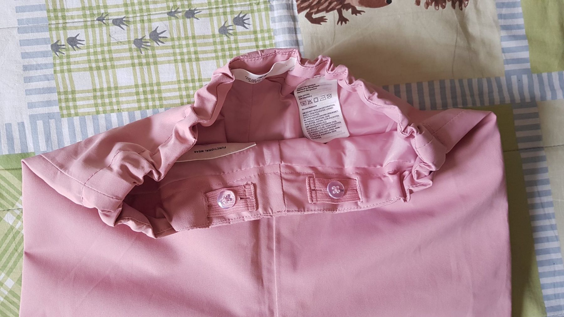 H&M Pantaloni: Regenhose H&M Gr.128 – Usato da Luzern venduto da silvermoon12 3