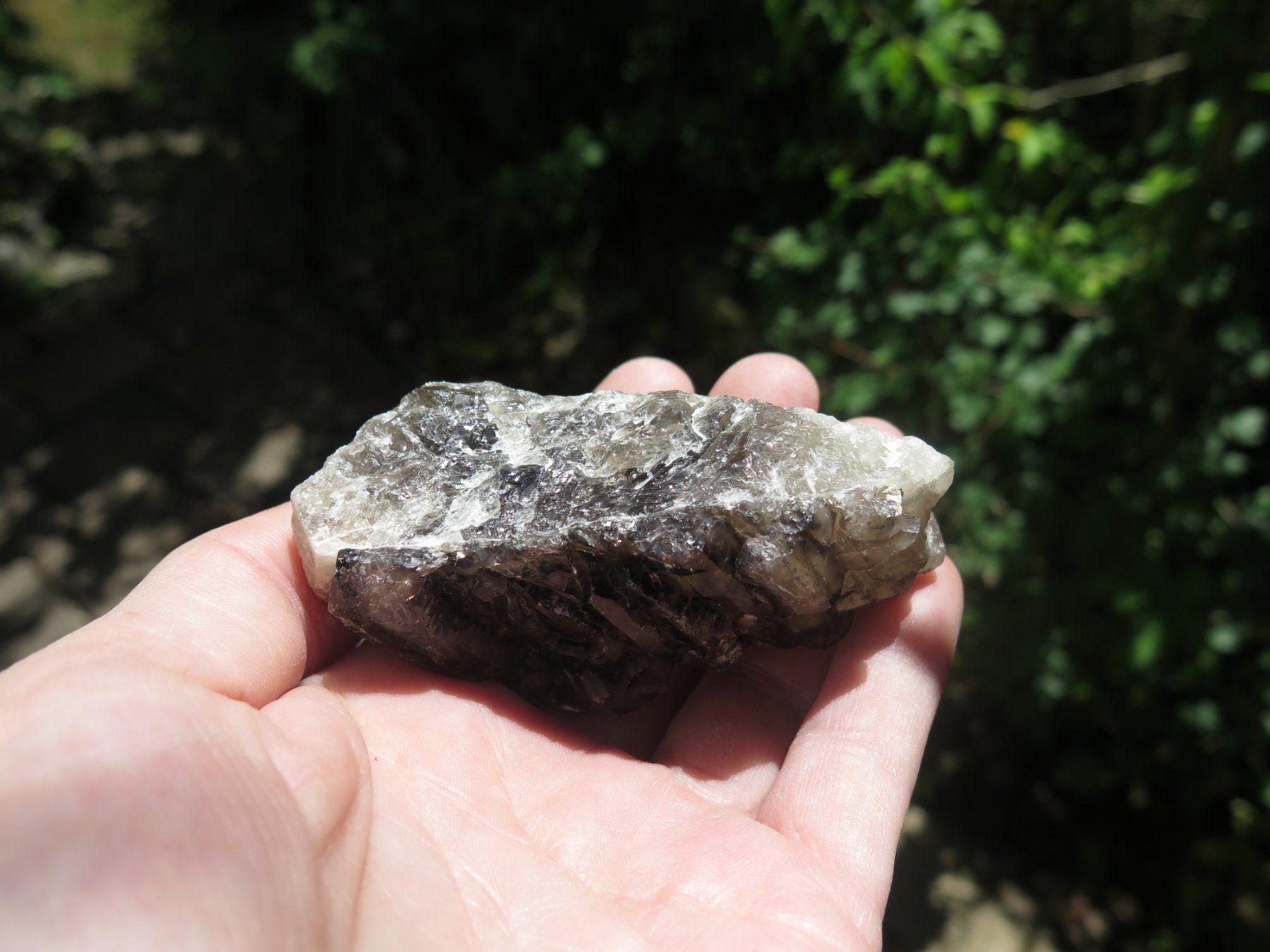 Mineralien & Heilsteine: Bergkristall var. Rauchquarz mit Castle – Gebraucht aus Schaffhausen von Yamakana51L8736OQ8 5