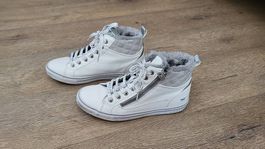 Baskets chaudes blanches Mustang fourrées 40 comme neuves