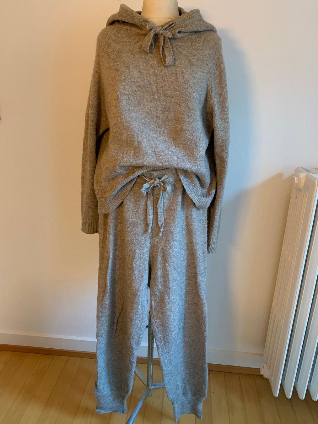 H&M Pigiami: Loungewear / Pyjama aus Strick – Usato da Winterthur venduto da Drachenrose
