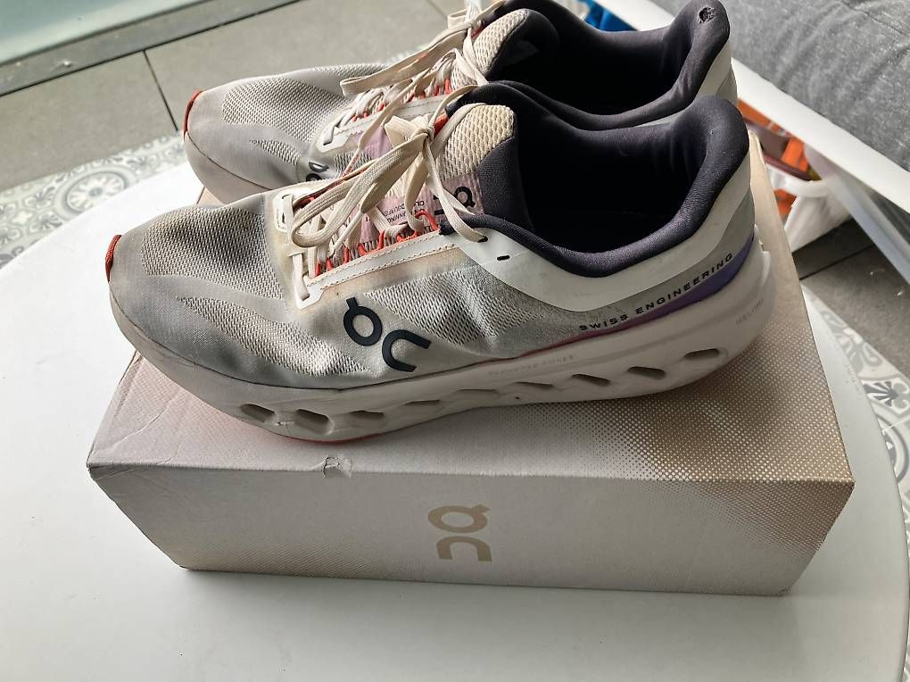 Scarpe da uomo: On Running Cloudsurfer Next  Pointure 44,5   – Usato da Carouge GE venduto da alexch33