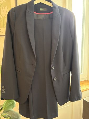 Dunkelblauer Benetton Anzug, XS
