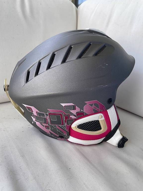 Caschi: Casque de ski Uvex – Usato da Borex venduto da Lena_Mi