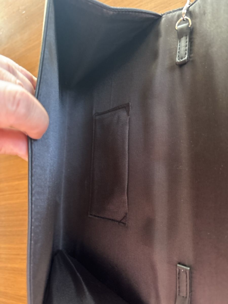Taschen für Damen: Handtasche – Gebraucht aus Unterentfelden von Lavach 3