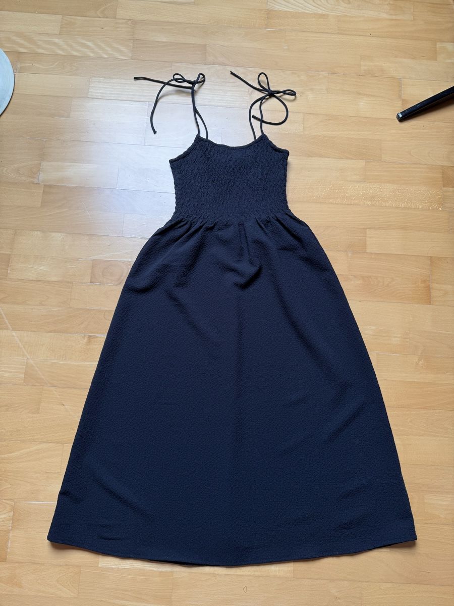 Kleider: schwarzes Kleid Gr XS – Gebraucht aus Bettlach von valishop