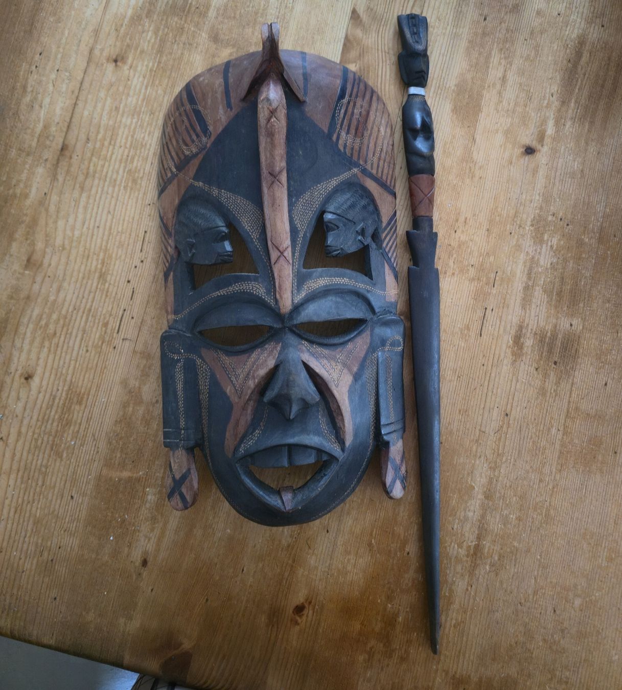 Holzschnitte: masque Kenya  – Gebraucht aus Les Brenets von Toun_s 2