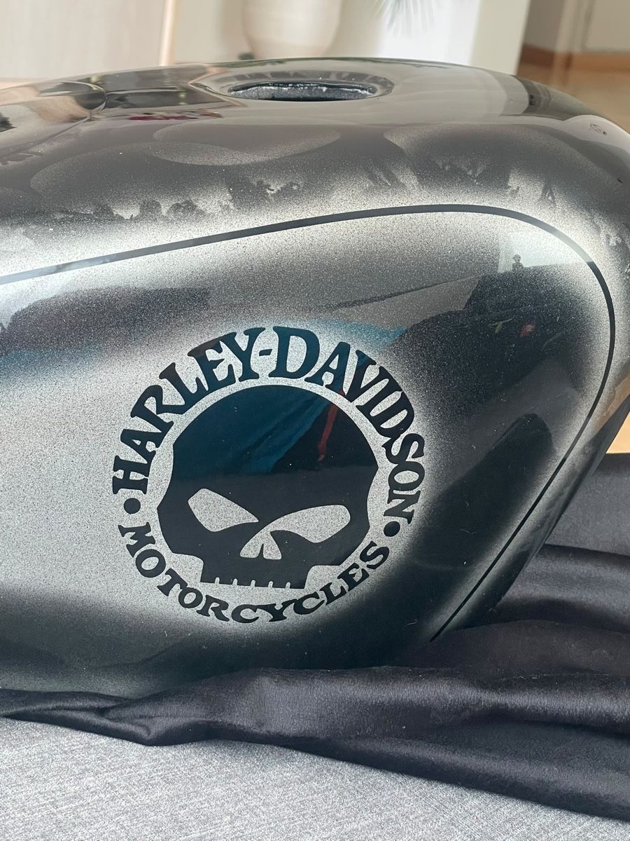 Harley-Davidson Accessori per altri veicoli: Tank Cover Harley Davidson  – Nuovo e nell'imballaggio originale da Brüttisellen venduto da sha_17 3