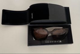 PRADA Milano – Lunettes de soleil SPR 15WS
