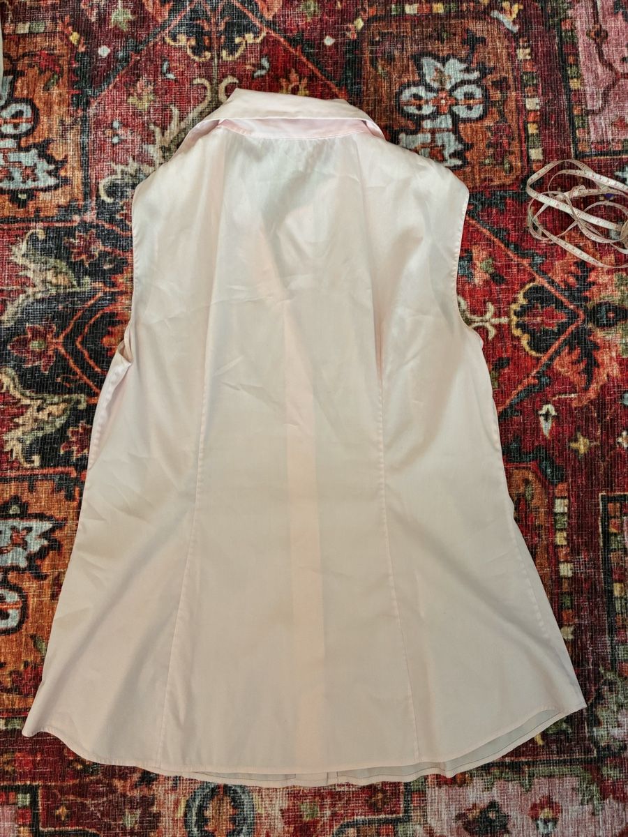 Prada Camicette: Prada Pink Sleeveless Button Down Blouse Office – Usato da Münchenstein venduto da B771 3