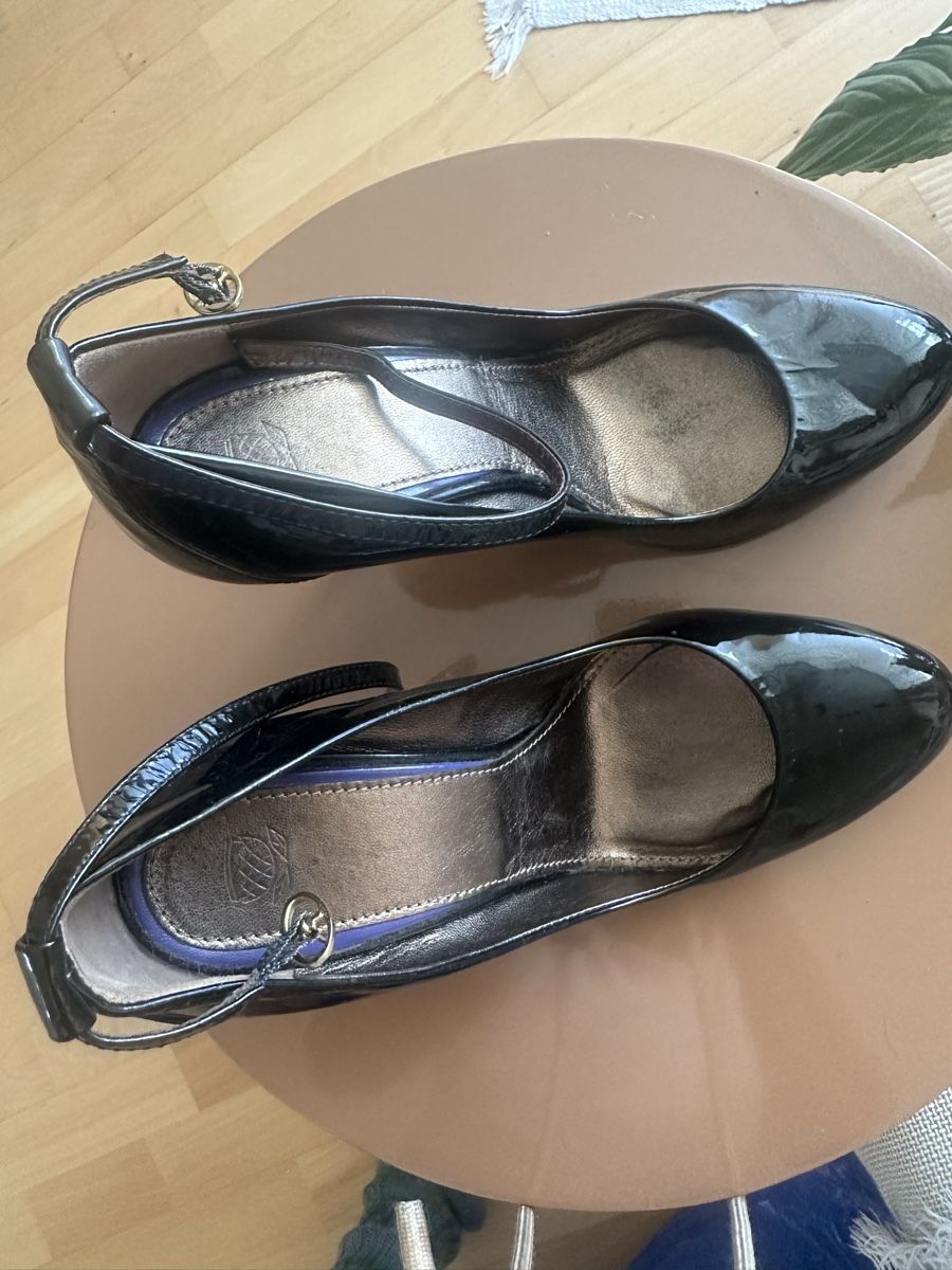 Scarpe da donna: Navy boot Heels, Size 37 - Chic & Stylish! – Usato da Zürich venduto da Jocki02 1