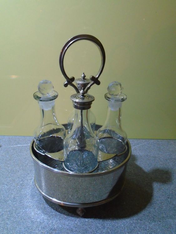 antike Ménagère / Essig, Oel, Salz, Pfeffer Kaufen auf Ricardo