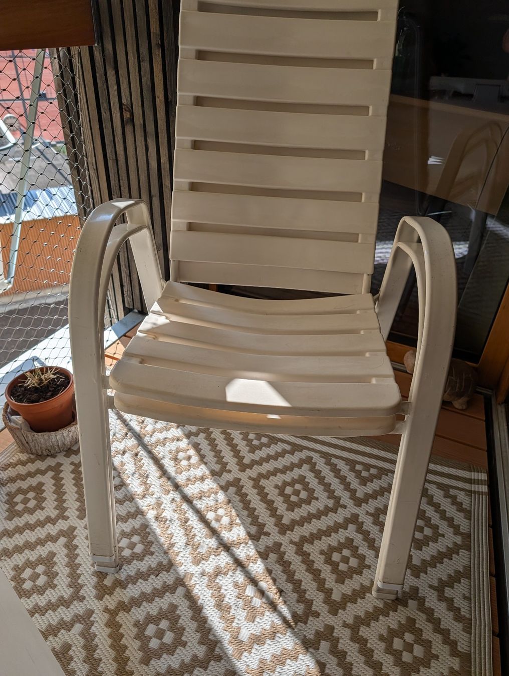 Set di tavolo e panche: 2 GARTENSTÜHLE UND 1 GARTENTISCH – Usato da Adliswil venduto da aisha1900 1