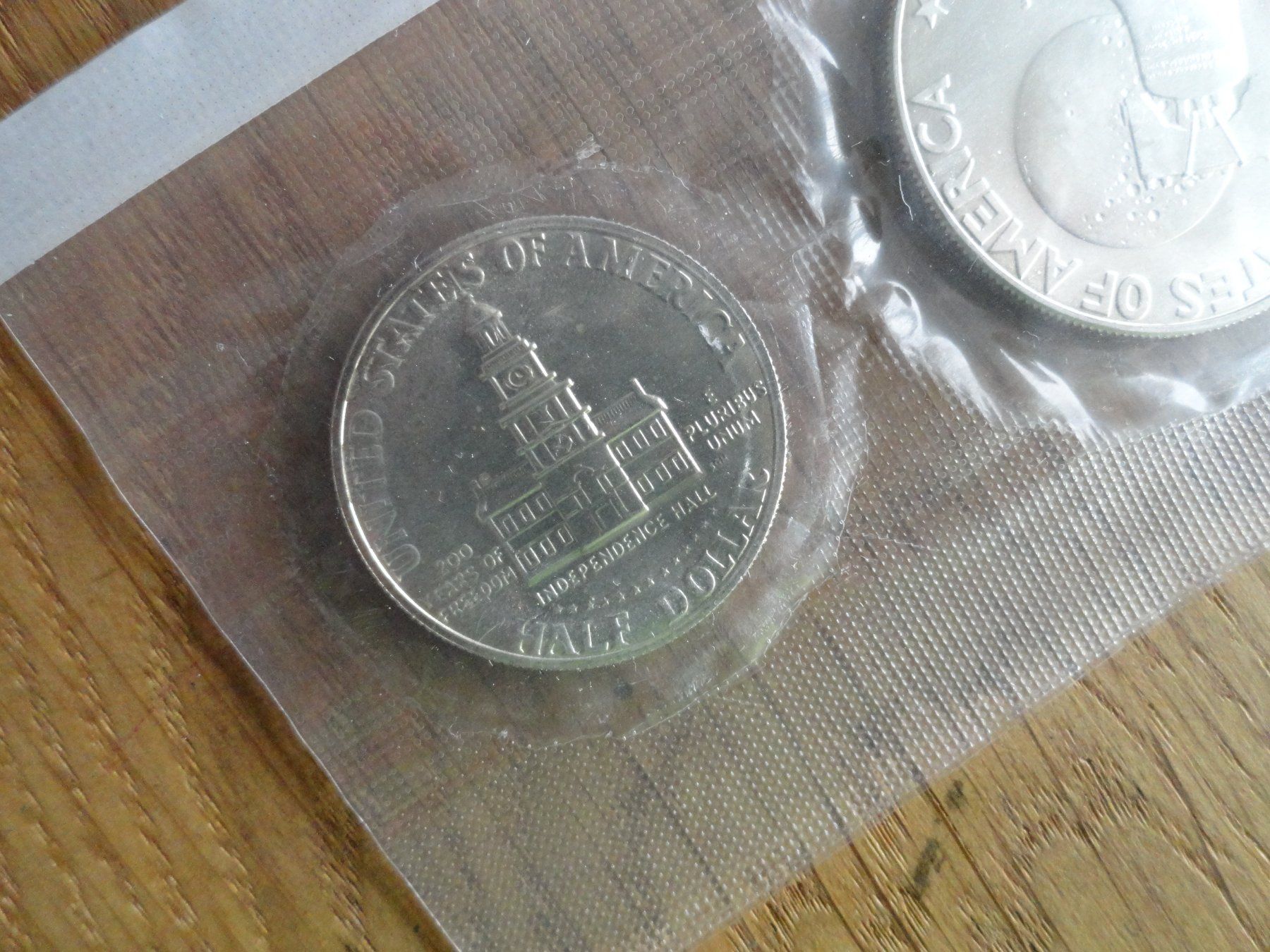 Tutti le monete: US Mint Bicentennial Silver Uncirculated Set 1776-1976 – Nuovo e nell'imballaggio originale da Gerlafingen venduto da Shiva_74 5