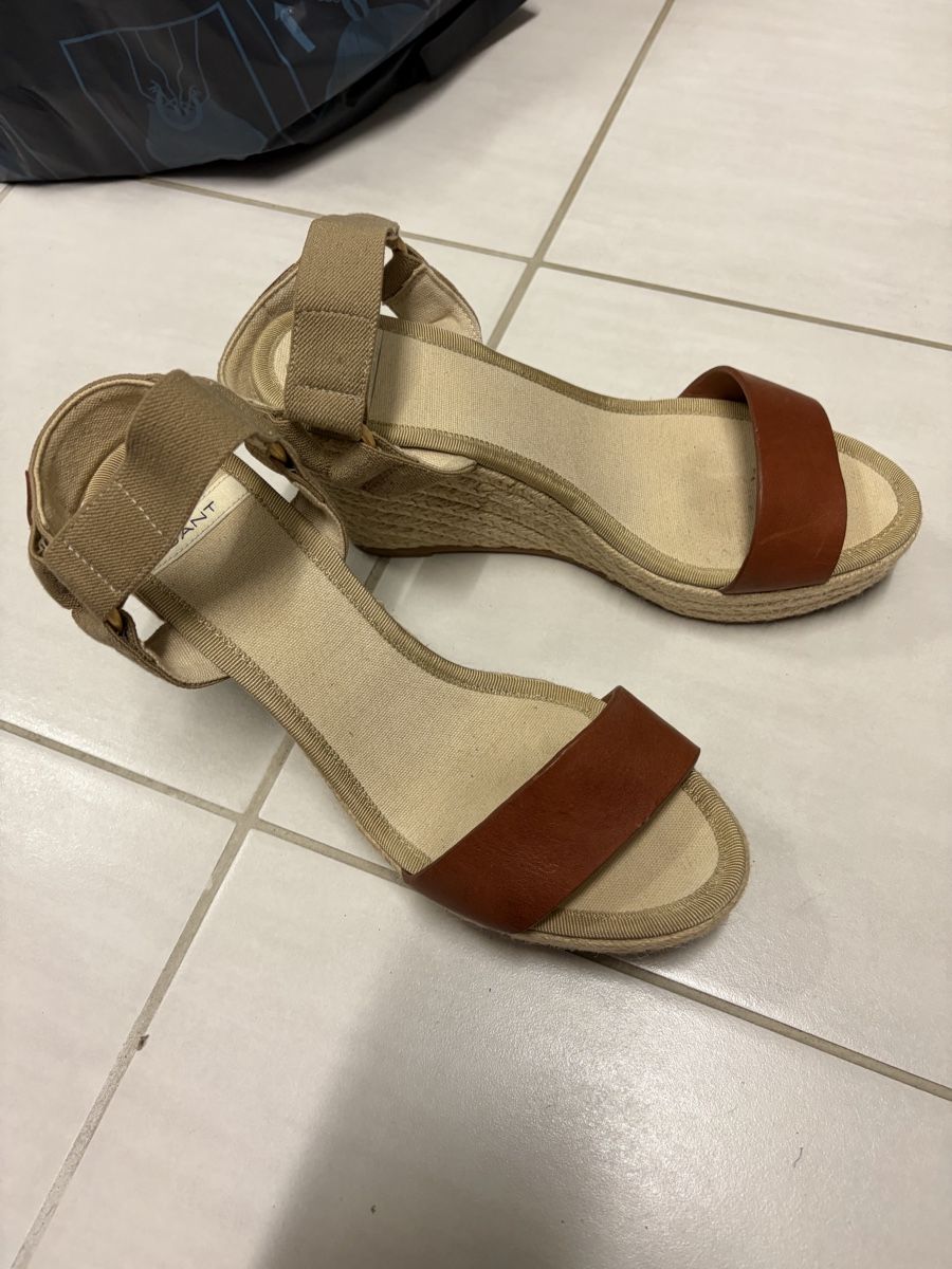 Gant Damenschuhe: Gant espadrilles size 38 – Gebraucht aus Münchenstein von ArleneLM