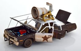 DODGE MONACO BLUES BROTHERS MIT FIGUREN 1974 1:18 ERTL