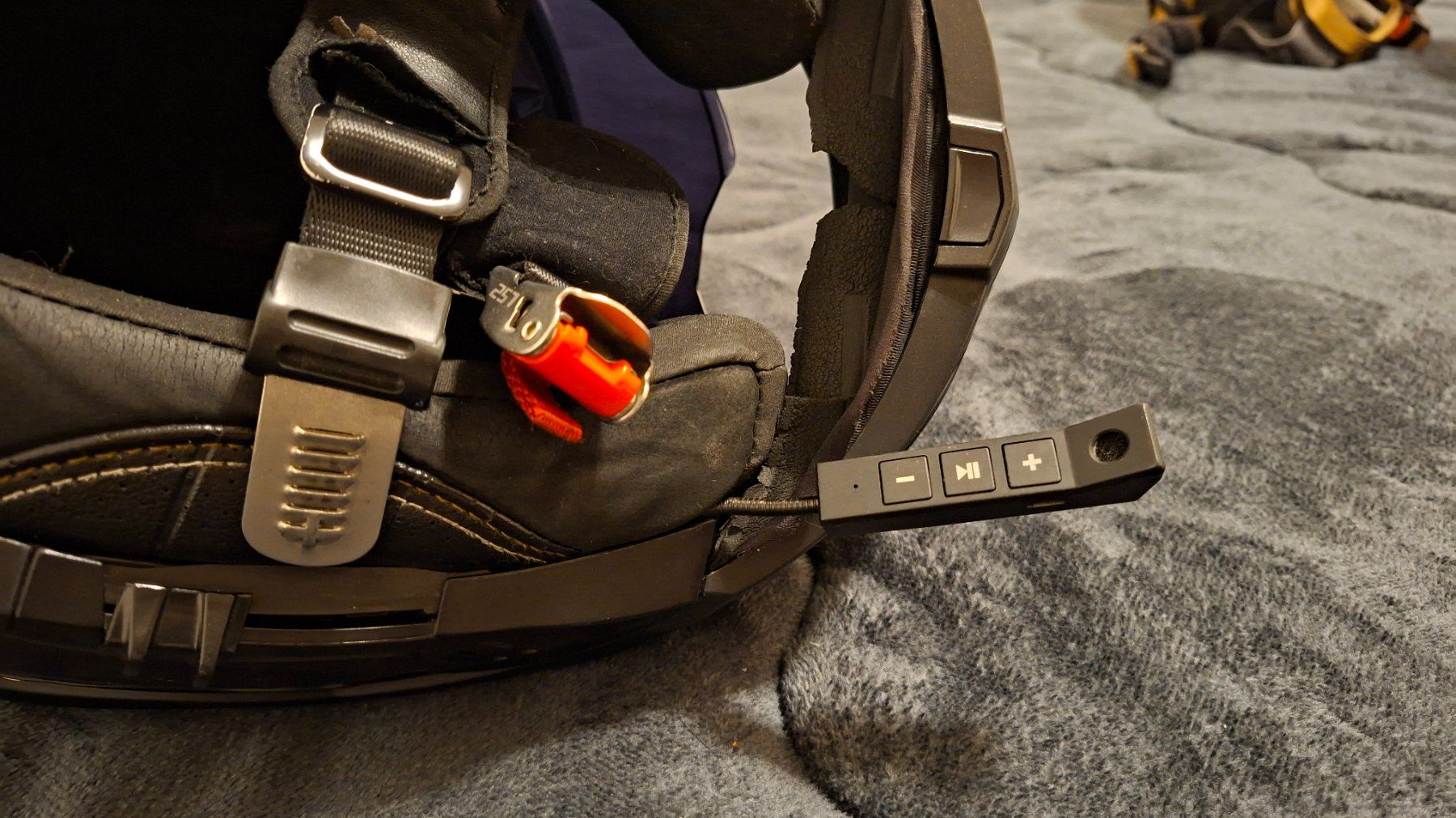 Caschi & visiere: Casco modulare LS2 Valiant nero con interfono – Usato da Riva San Vitale venduto da Stekri 7