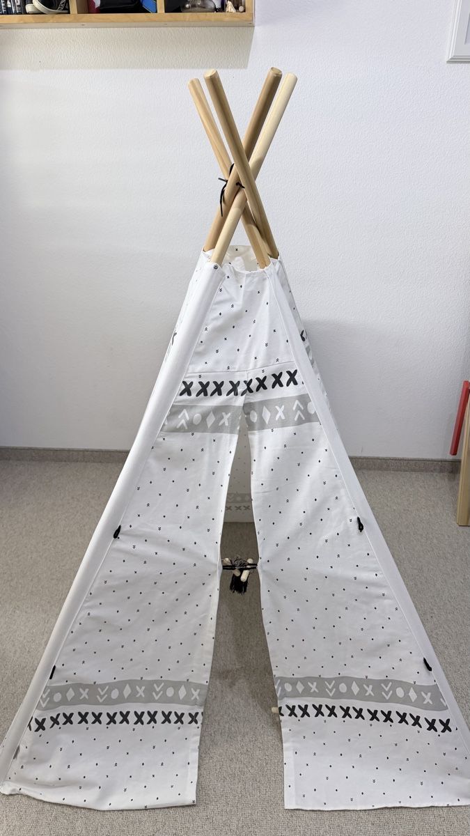 Alri letti & mobili per bambini: Kinder Tipi Zelt – Usato da Gossau SG venduto da Ciniman