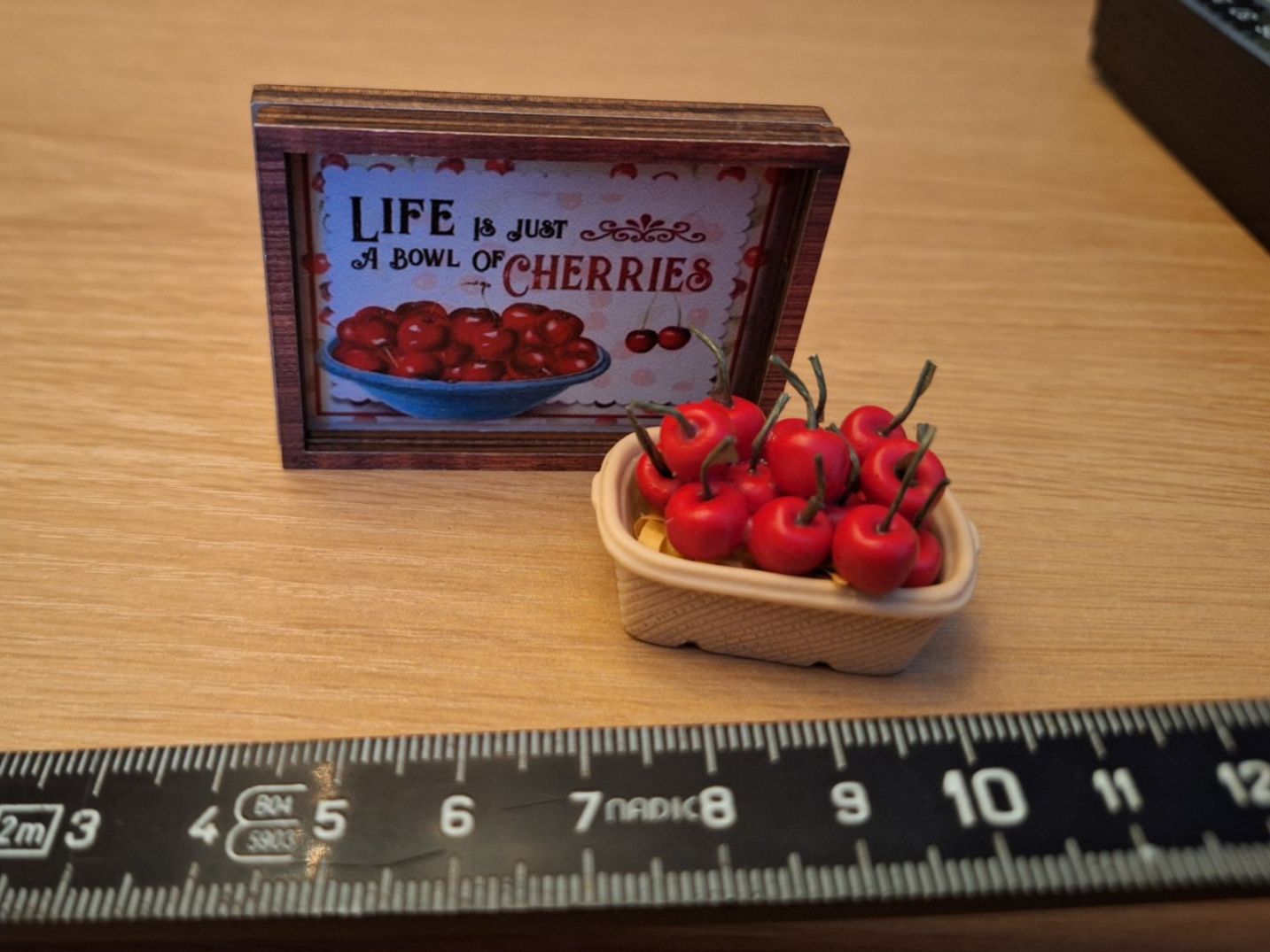 Case e mobili per bambole: Handmade Kirschen – Nuovo (secondo la descrizione) da Zürich venduto da HandmadeTinyFood 1