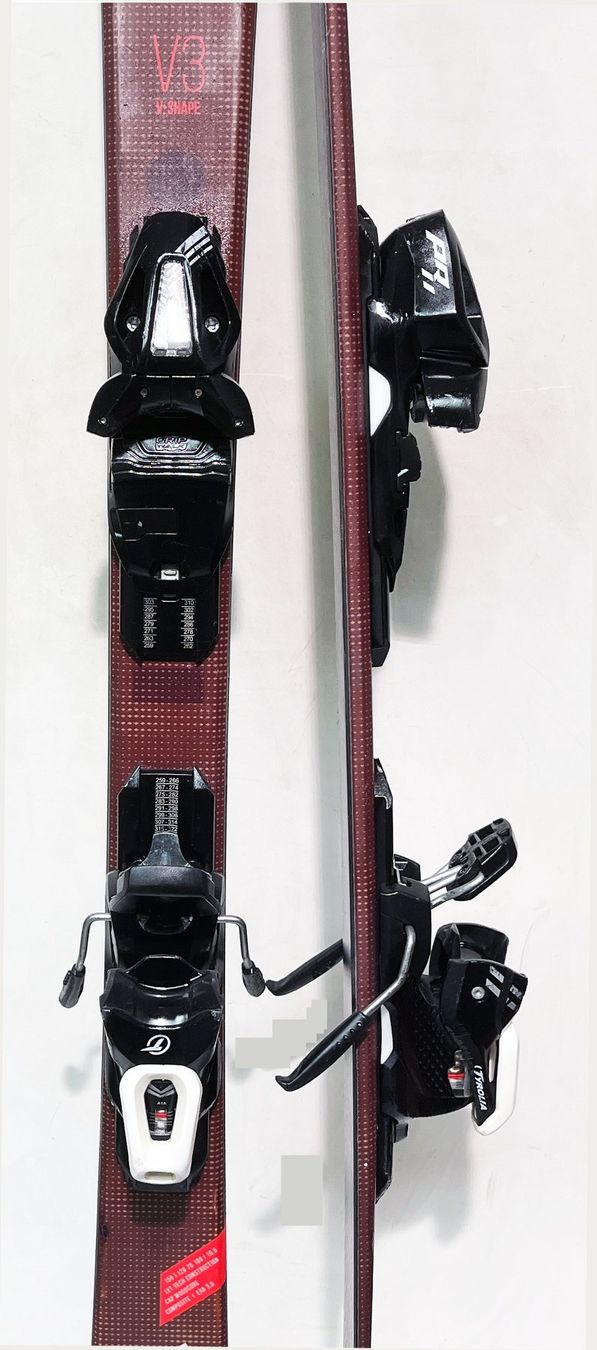 Head Skis: HEAD  V- SHAPE LYT V3   156 cm; eine Saison gebraucht – Gebraucht aus Brüttisellen von SkiverkaufStepan 2