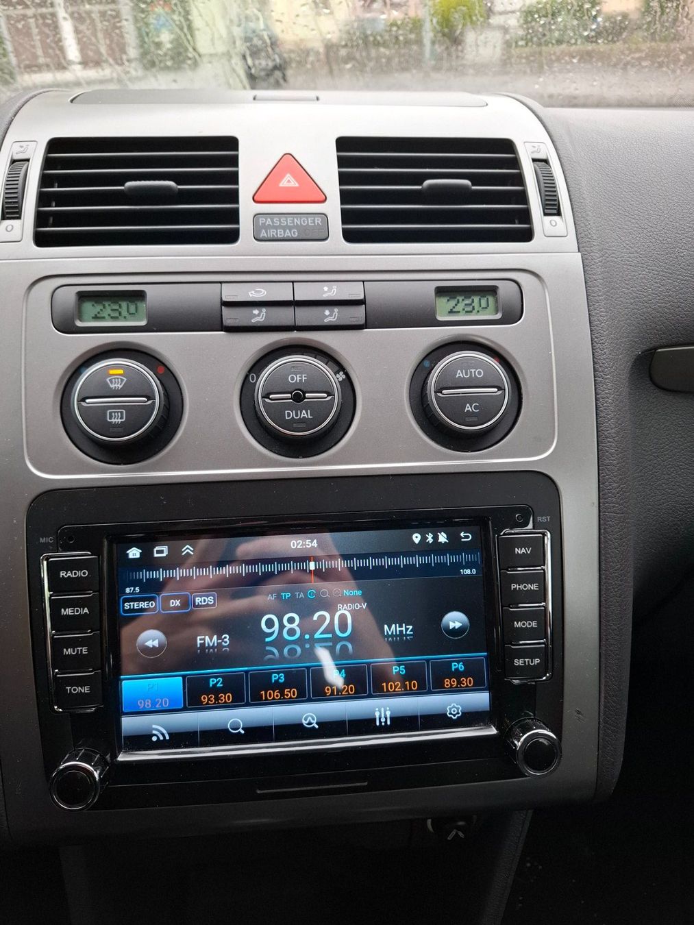 VW Automobili: VW Touran 1.4 TSI Trendline – Usato da Schwellbrunn venduto da Fendt2004 4