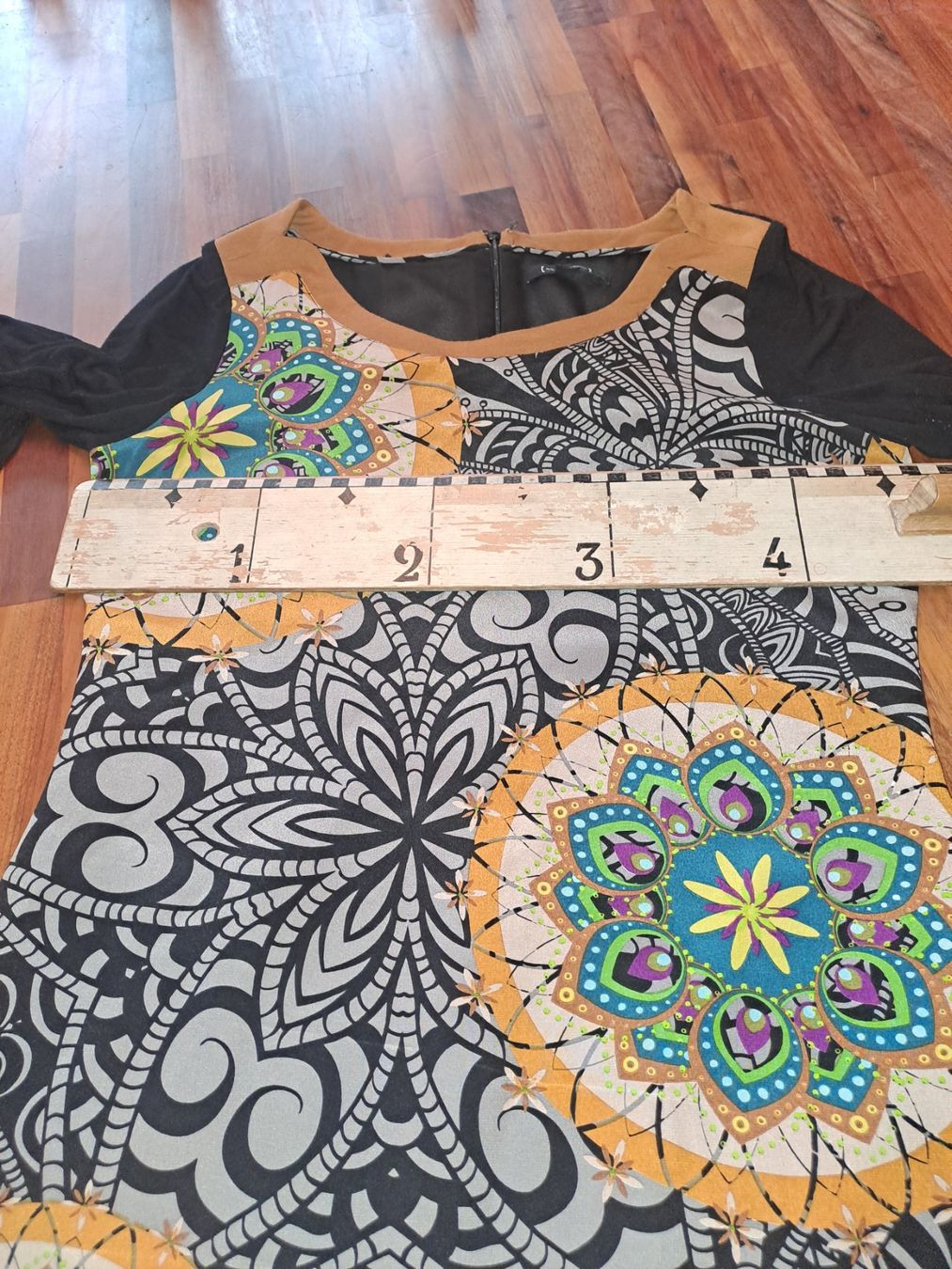 Vestiti: St-Martins Seidekleid Gr.38 – Usato da Emdthal venduto da kasira 1