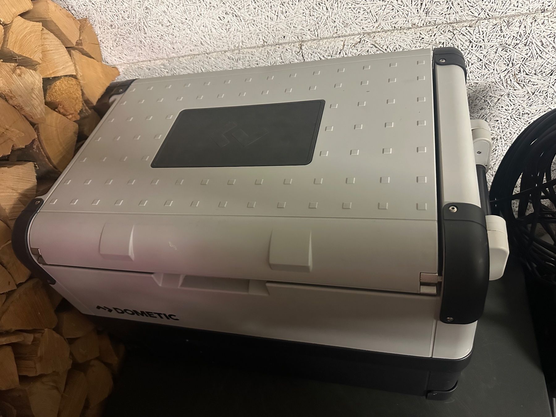 Dometic Frigoriferi & Refrigeratori: Kühlbox 12V/24V/230V  Dometic – Usato da Bettlach venduto da mar_l56j 1