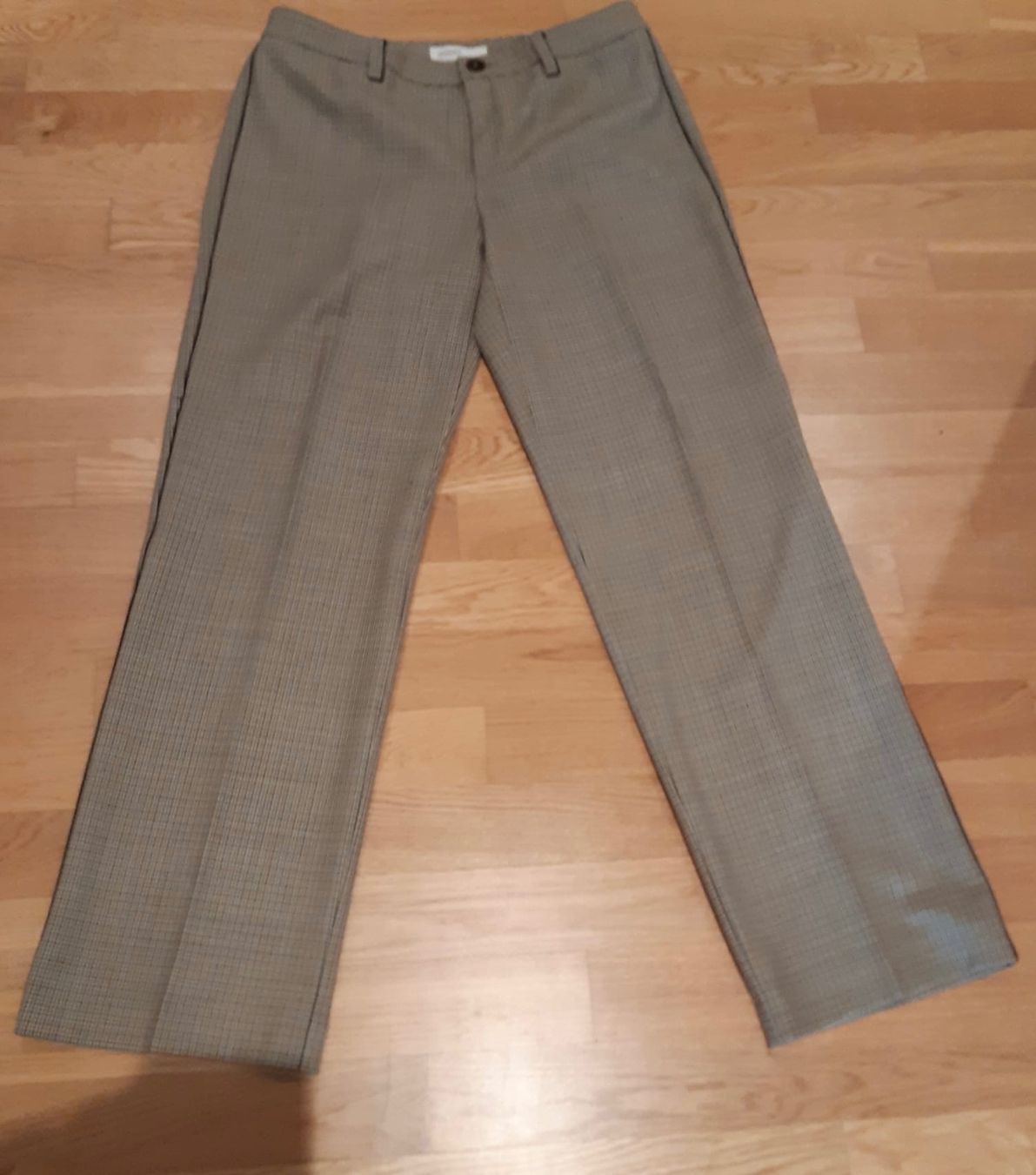 Pantaloni: Damenhose Gr. 40 – Nuovo (secondo la descrizione) da Luzern venduto da Sontru
