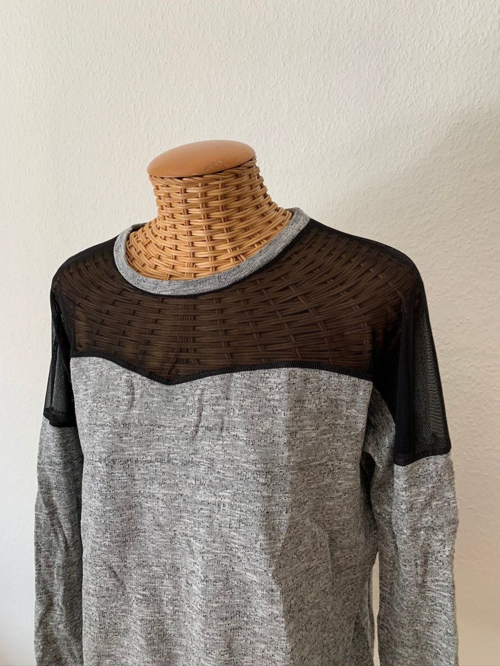 Pulls & Sweat-shirts: SPARKLE & FADE - Pullover hellgrau S – D'occasion à Zürich par Diazaio 1