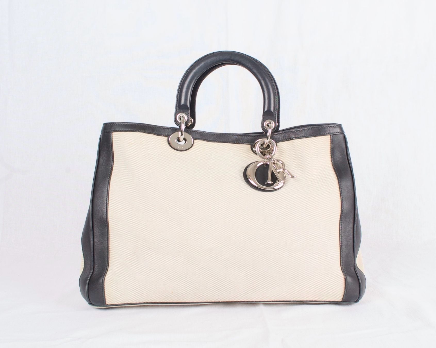 Dior Borse da donna: AUTH CHRISTIAN DIOR DIORISSIMO 2 WAY SHOULDER BAG – Usato da Lausanne venduto da Lamedusac