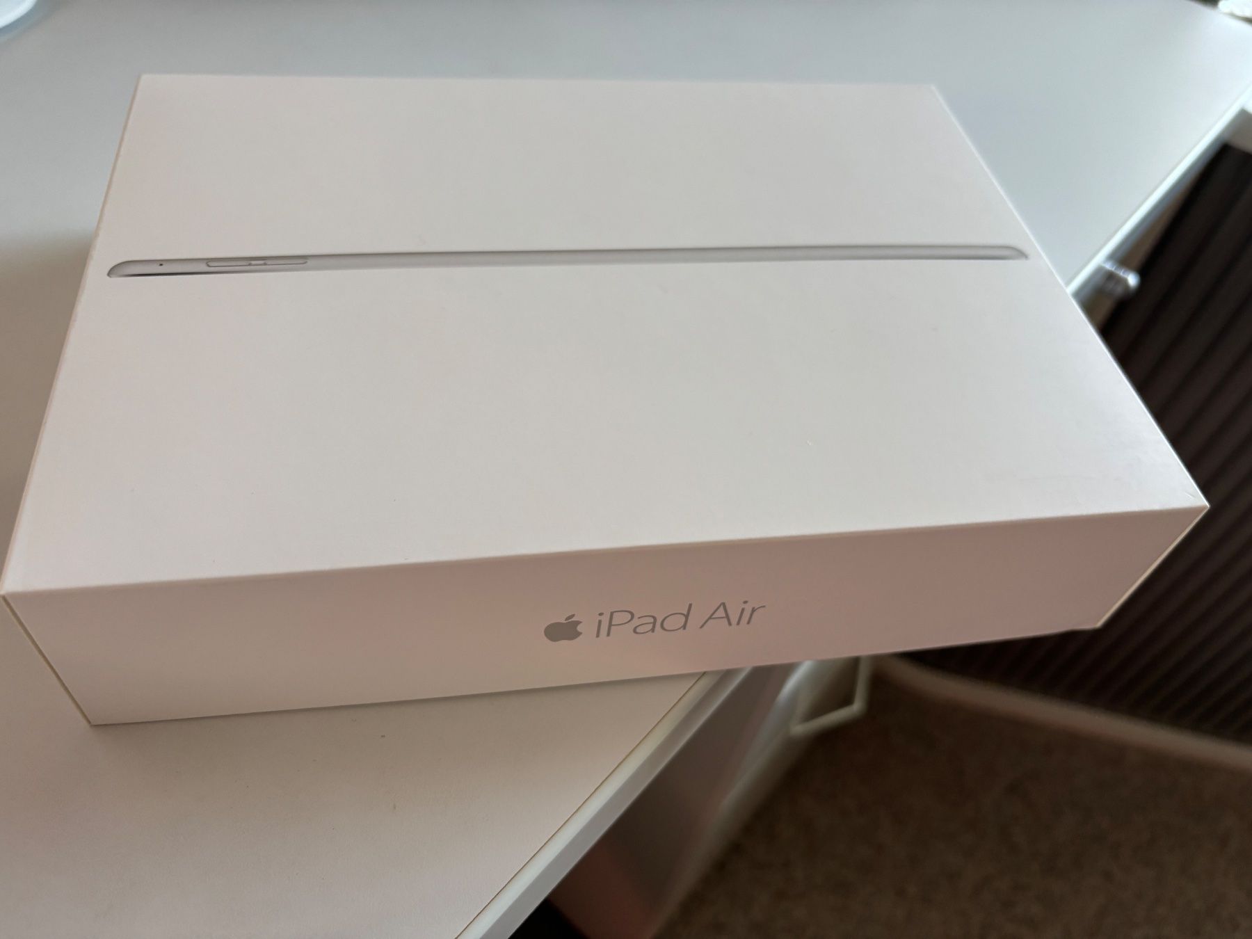 Apple Tablet PC: Apple iPad Air 2 Model A1566 – Usato da Zunzgen venduto da Schnappi71 2