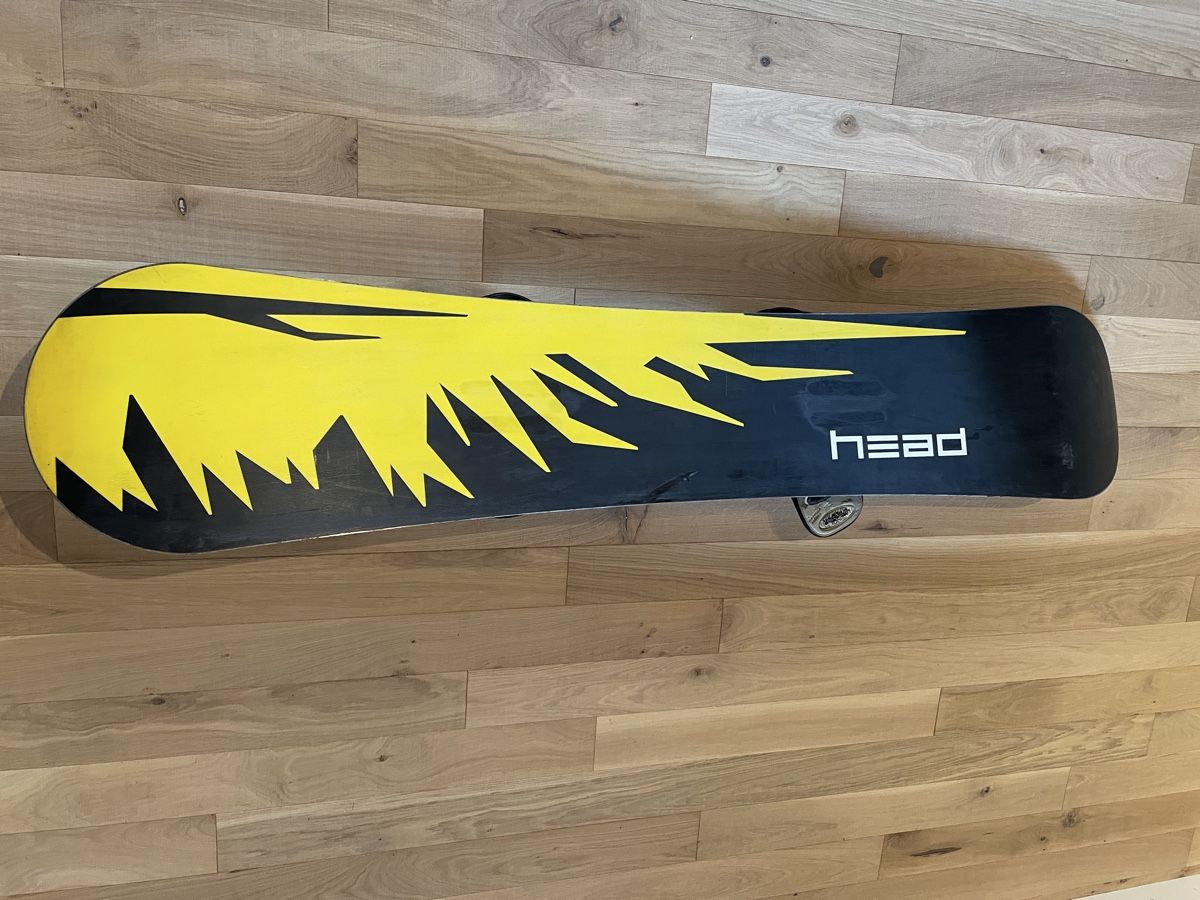 Board: Head Snowboard mit Burton Bindung – Usato da Wettswil venduto da Chlaettermus 1