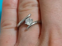 Ring mit Zirkonia, 3.7g, Große 54-60 (verstellba