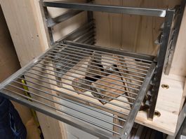 Grillrost mit Gestell aus Edelstahl, nach Mass