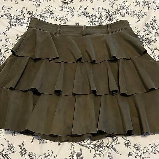Liu Jo Gonne: LIU JO mini skirt size S – Usato da Schlieren venduto da jul_yrw7 4