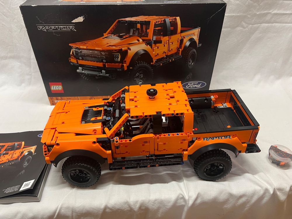 LEGO 42126 Technic Ford F-150 Raptor ab 1Franken (Gebraucht) in ...