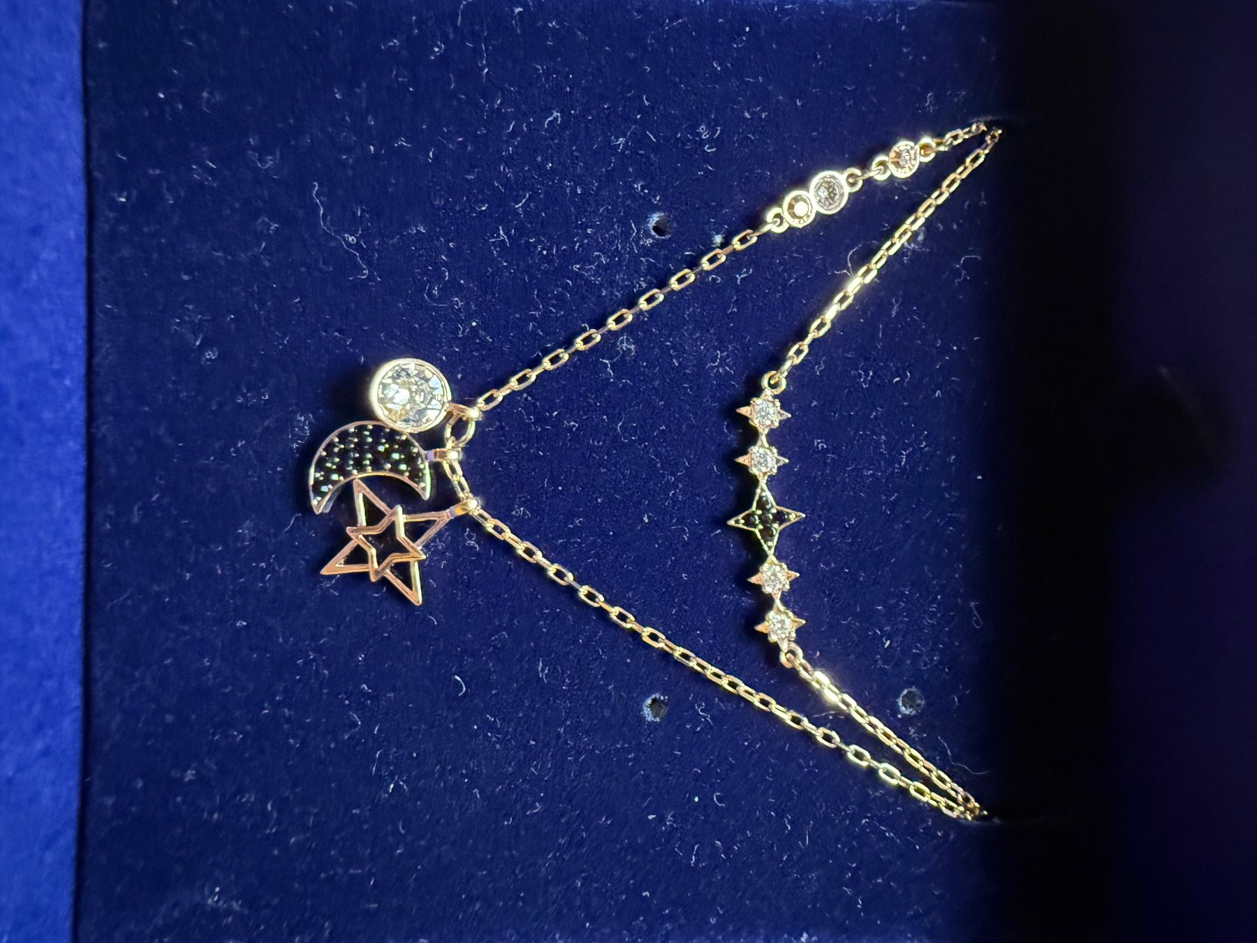 Swarovski Colliers: Double Collier Swarovski – Neuf avec emballage d'origine à Petit-Lancy par wat_db9b