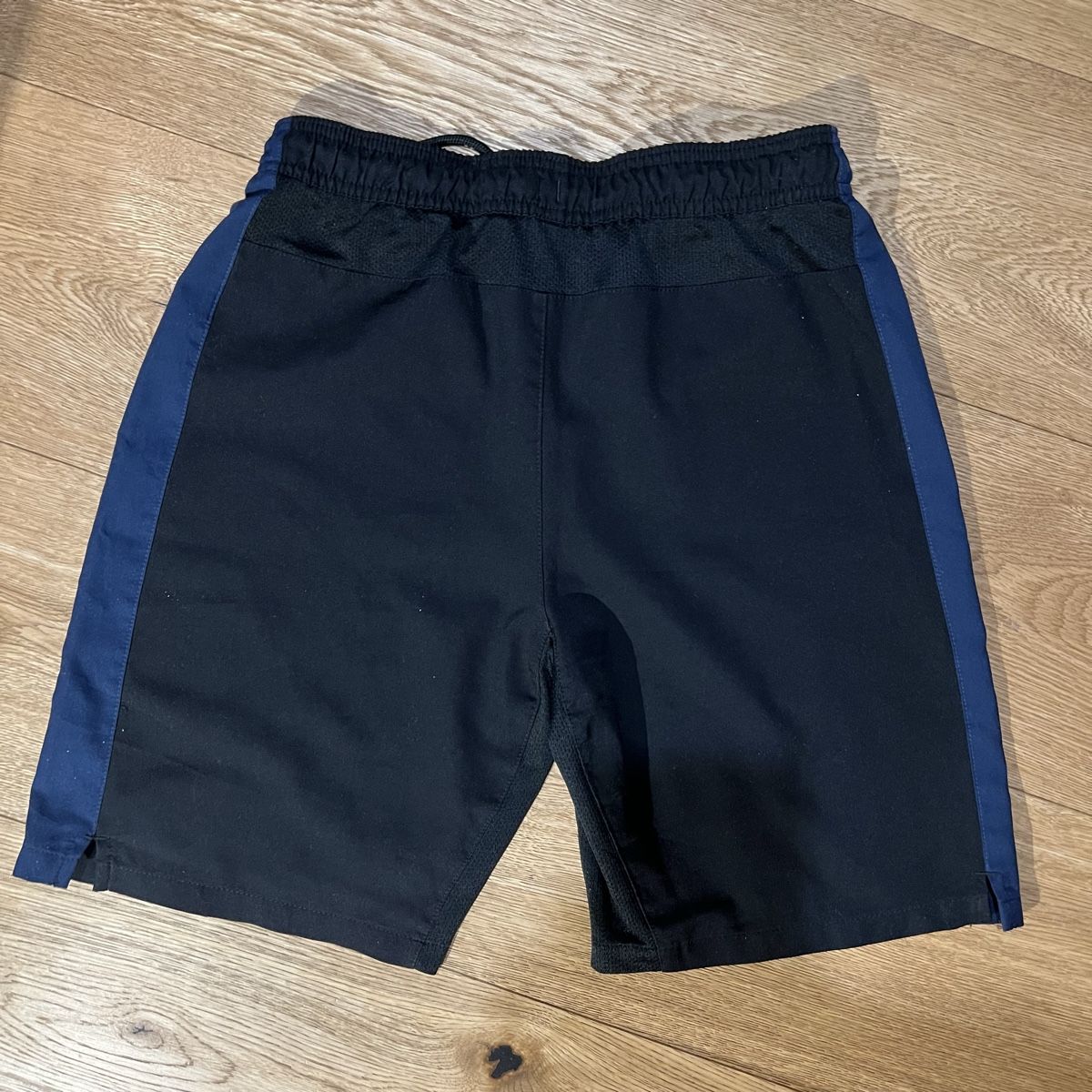 Nike Pantaloni: Inter Mailand  Fussballshorts – Usato da Chur venduto da noe_mh8b 1