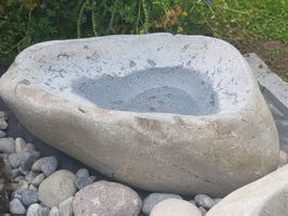 Grosses Vogelbad/Brunnen aus Findling