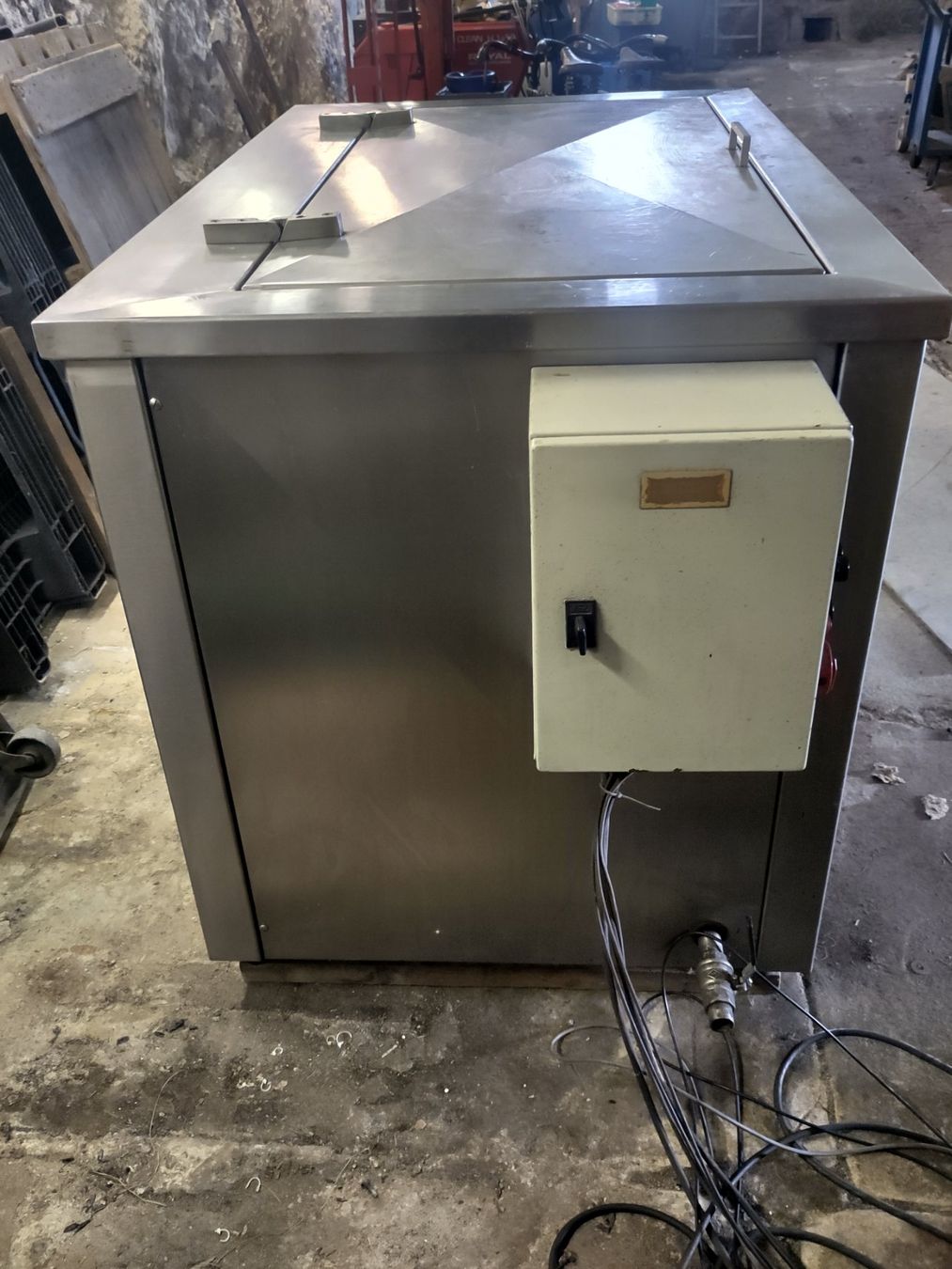 Toutes les machines: Ultraschall Typ KKS 500 1994 – D'occasion à Meggen par bccs 2