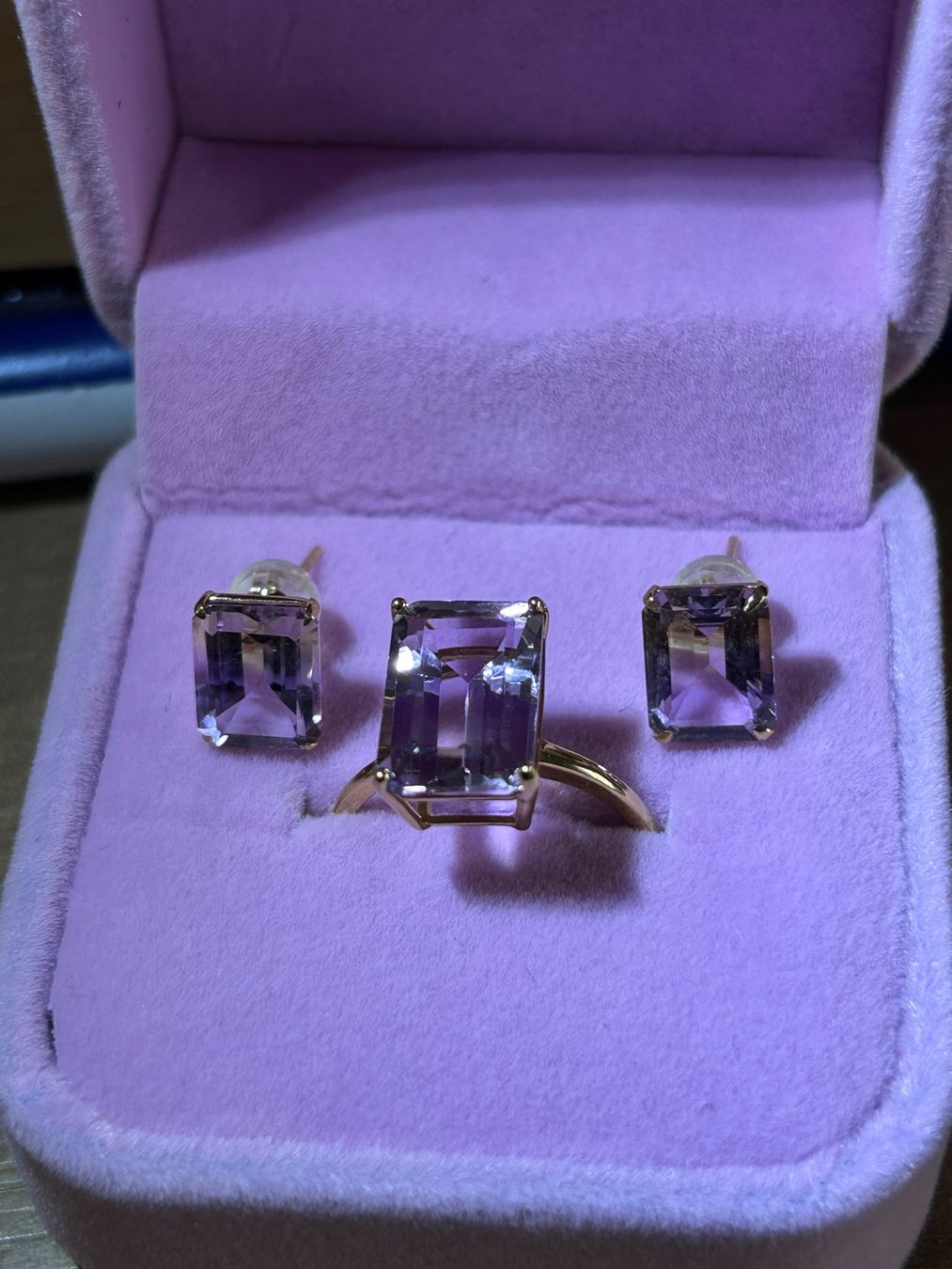 Altri gioielli: Amethyst Ring and Earring Set. – Nuovo (secondo la descrizione) da Tägerwilen venduto da jna_5zmg 7