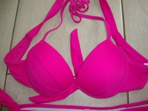 Costumi da bagno & Bikini: BIKINI GR.S CUP A NEUWERTIG – Usato da Rotkreuz venduto da Samballi 1