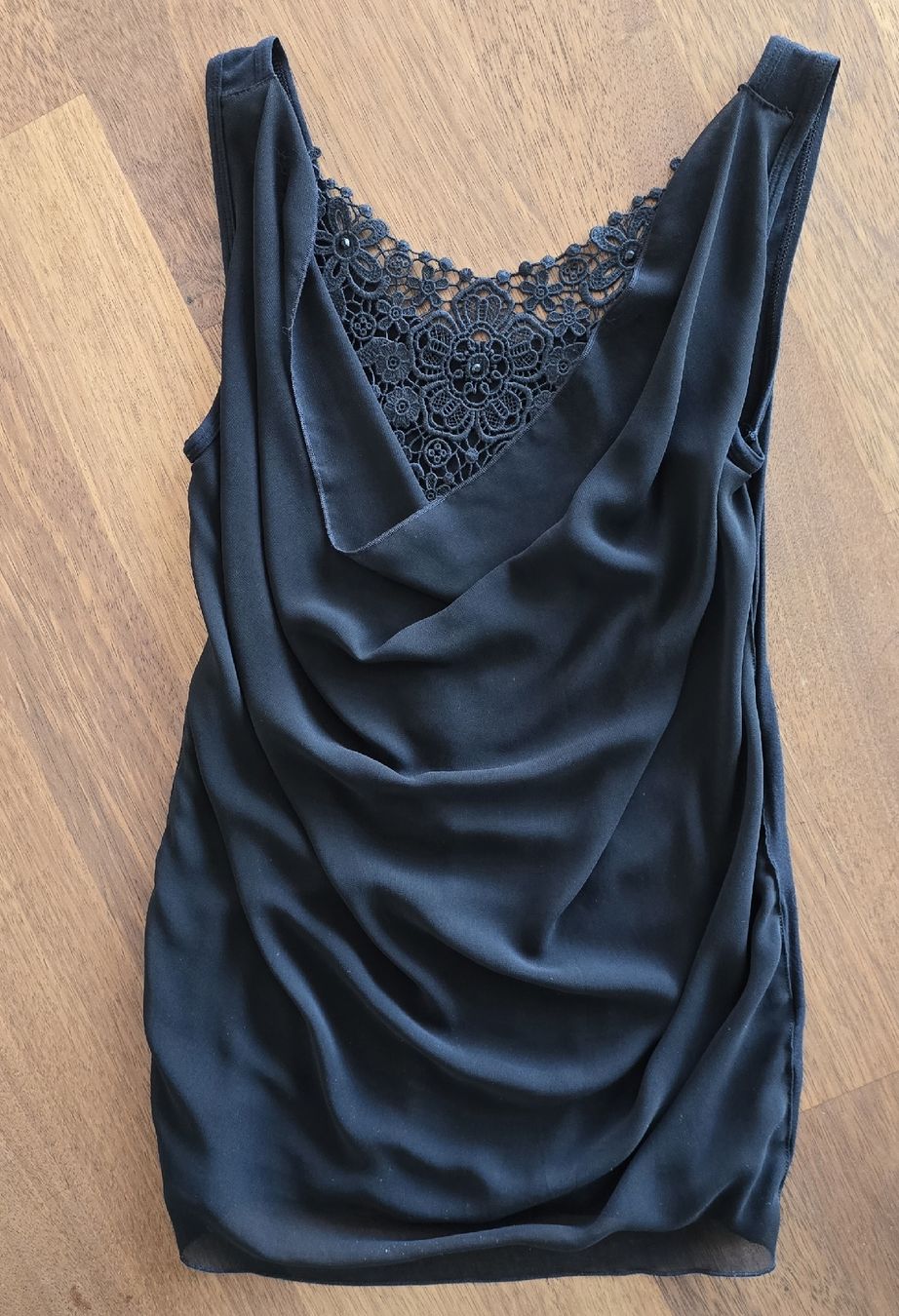 Lotti di vestiti: Second Hand 10 Oberteile Gr. S/M – Usato da Seuzach venduto da Verano_2026 5