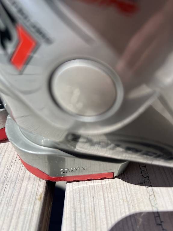 Scarpe per ragazzi: Skischuhe Grösse 27 – Usato da Schwendibach venduto da wysschristine