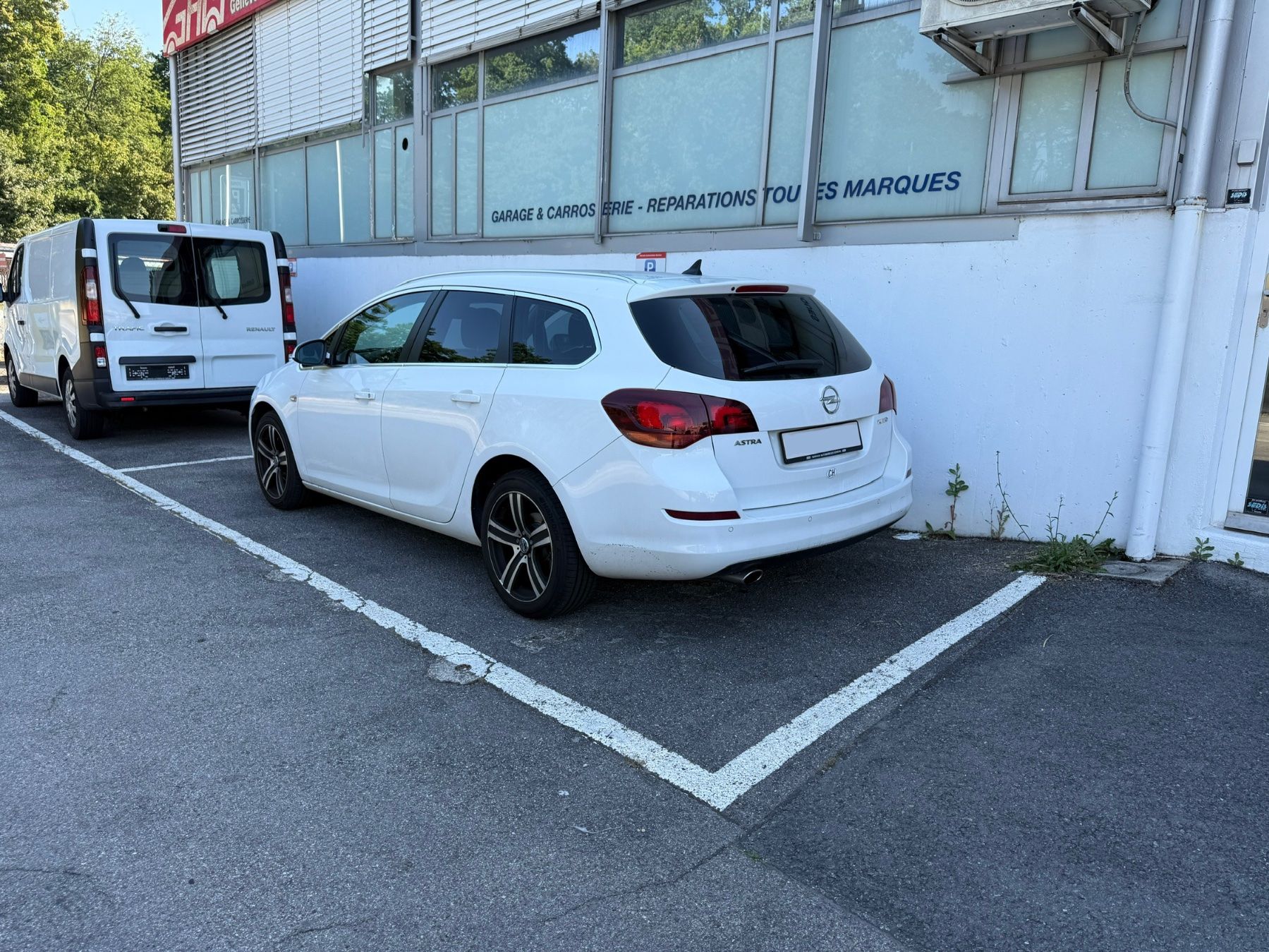 Opel Automobili: Opel Astra break blanc bon état – Usato da Genève venduto da ste_7l5n 2