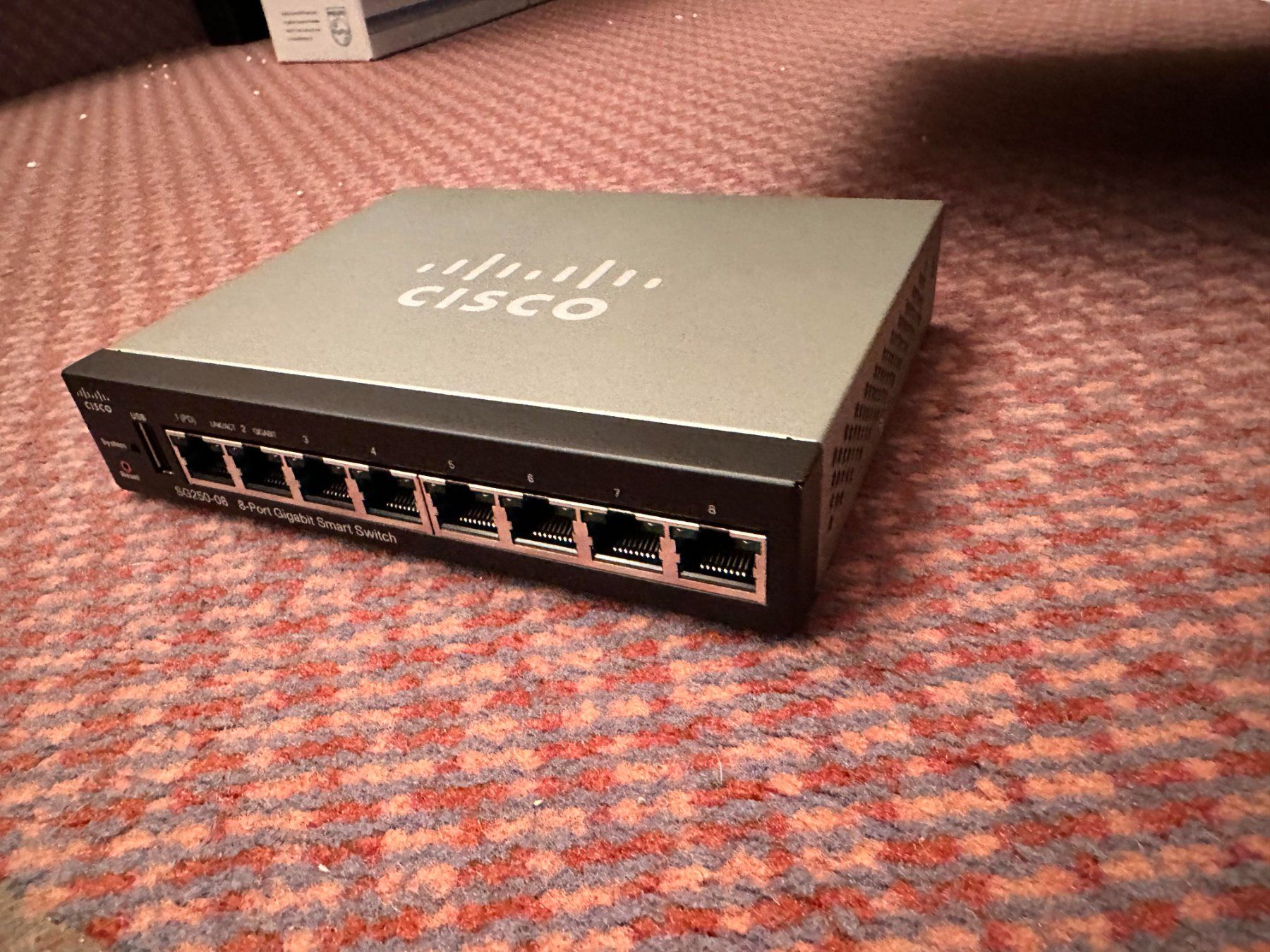 Cisco Modems & Router: Cisco Switch – Gebraucht aus Wettingen von rap_ps8v