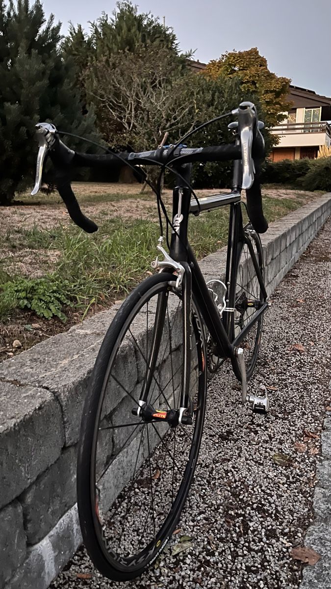 Kuota Biciclette: Rennrad Kuota schwarz – Usato da Schwarzenbach SG venduto da l_guegi 1